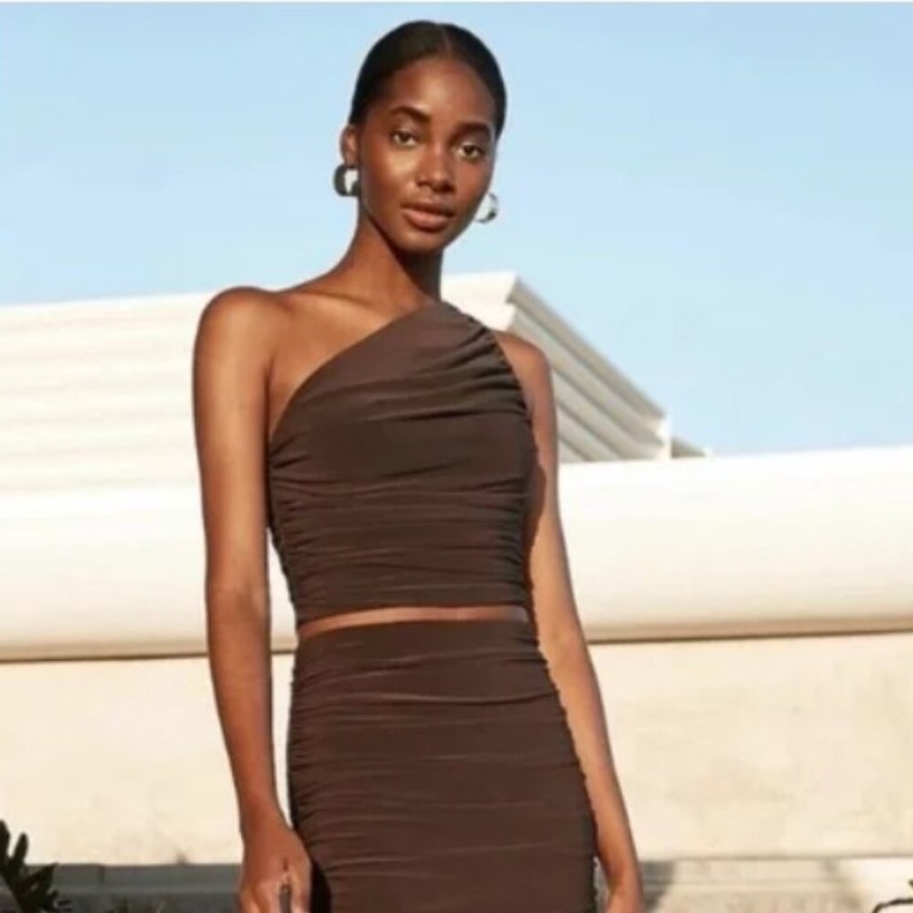 Express Matte Jersey Ruched One Shoulder Cropped Top